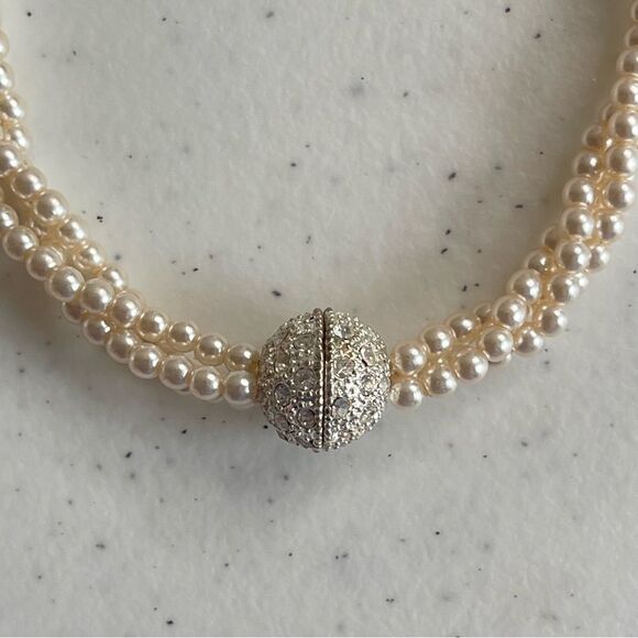 Faux Pearl Triple Wrap Necklace w/ Magnetic Silver-tone Center Clasp - Picture 2 of 4